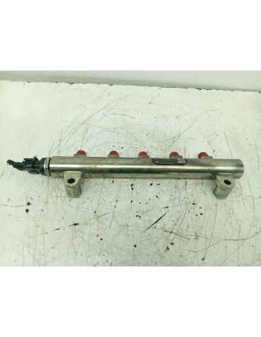 Recambio de rampa inyectora para chevrolet captiva 2.0 vcdi ls referencia OEM IAM 0445214174  