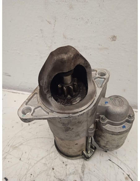 Recambio de motor arranque para opel astra j lim. selective referencia OEM IAM 55576980  