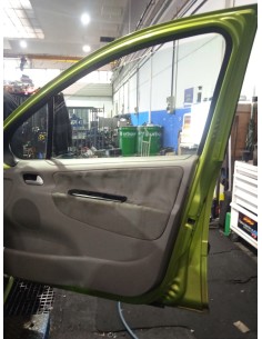 Recambio de puerta delantera derecha para peugeot 207 confort referencia OEM IAM 9004X8 COLOR VERDE  2