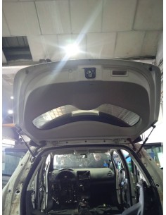 Recambio de porton trasero para nissan leaf referencia OEM IAM K01003NLMB COLOR BLANCO  2