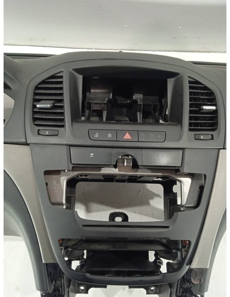 Recambio de salpicadero para opel insignia berlina excellence referencia OEM IAM   
