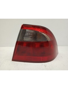 Recambio de piloto trasero derecho para saab 9-5 berlina 2.2 tid cat referencia OEM IAM 5142203  