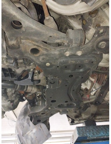 Recambio de puente delantero para ford kuga (cbv) trend referencia OEM IAM 8V415019AE  
