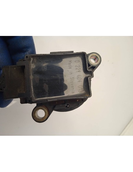 Recambio de bobina encendido para maserati quattroporte 4.2 v8 cat referencia OEM IAM 0221604019  