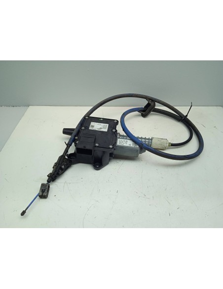 Recambio de freno de mano electrico para peugeot 5008 active referencia OEM IAM 9673081580  