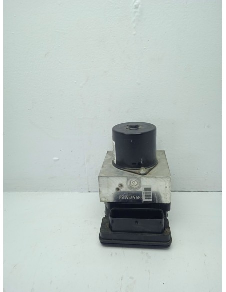 Recambio de abs para opel insignia berlina excellence referencia OEM IAM 13332549  