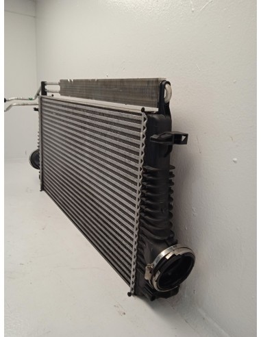 Recambio de intercooler para opel insignia berlina excellence referencia OEM IAM 13241751  