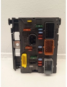 Recambio de caja reles / fusibles para peugeot 207 confort referencia OEM IAM 9664055780  