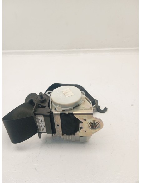 Recambio de cinturon seguridad delantero derecho para bmw serie 1 berlina (e81/e87) 118i referencia OEM IAM 330598943  