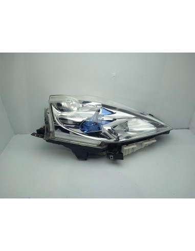 Recambio de faro derecho para nissan leaf referencia OEM IAM 260103NL5A LED 