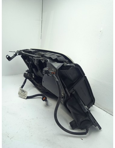Recambio de rejilla delantera para nissan leaf referencia OEM IAM 657013NL5D COLOR BLANCO 