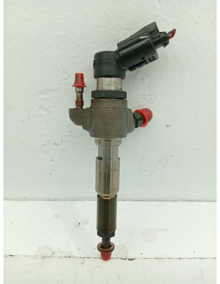 Recambio de inyector para peugeot 308 sw access referencia OEM IAM 9802448680  