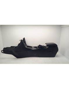 Recambio de consola central para mazda 6 kombi ()(.2012) style referencia OEM IAM GHP964321  