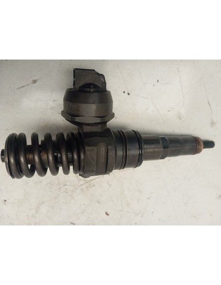 Recambio de inyector para seat alhambra (7v9) 1.9 tdi referencia OEM IAM 038130073AK  