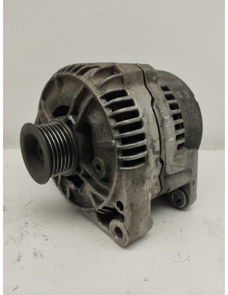 Recambio de alternador para opel vectra b caravan básico referencia OEM IAM 0123500008  