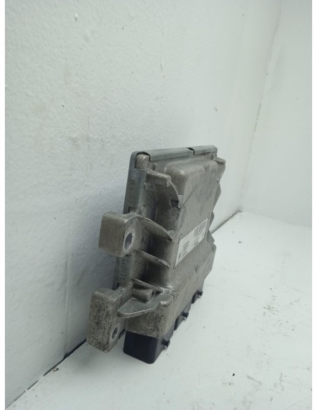 Recambio de centralita motor uce para renault zoe (bfm_) zoe referencia OEM IAM 237D40054R  