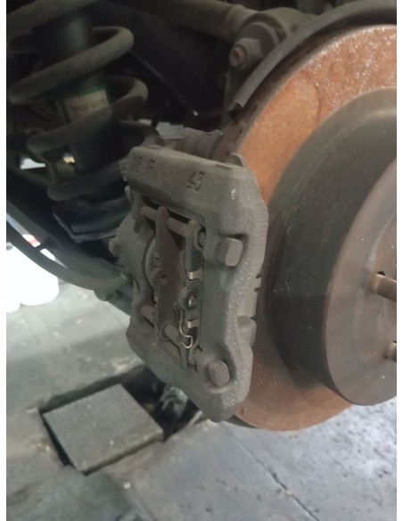 Recambio de pinza de freno trasera derecha para lexus is200 (ds2/is2) 200d referencia OEM IAM   
