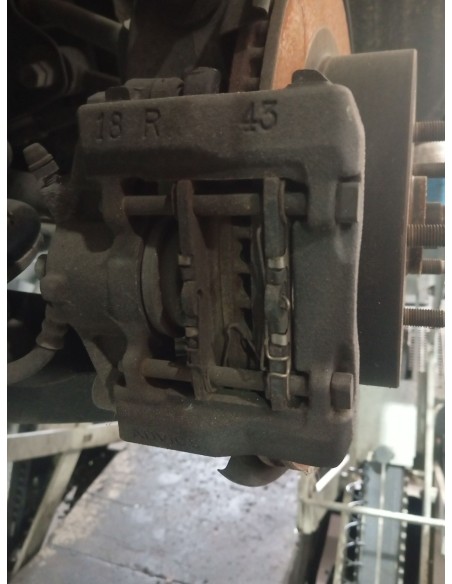 Recambio de pinza de freno trasera derecha para lexus is200 (ds2/is2) 200d referencia OEM IAM   