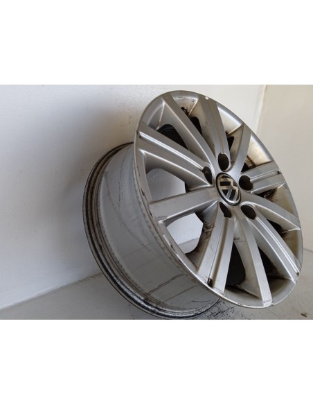 Recambio de llanta para volkswagen golf vi (5k1) 2.0 tdi referencia OEM IAM 5K0601025J  
