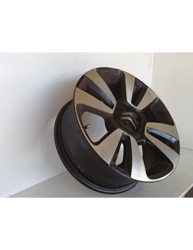 Recambio de llanta para citroën c3 iii (sx) 1.2 vti 82 referencia OEM IAM 9813075077  