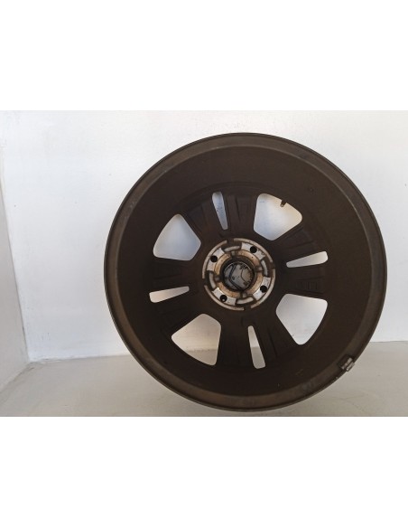 Recambio de llanta para citroën c3 iii (sx) 1.2 vti 82 referencia OEM IAM 9813075077  