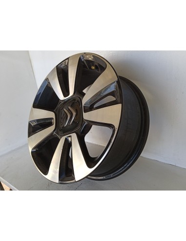 Recambio de llanta para citroën c3 iii (sx) 1.2 vti 82 referencia OEM IAM 9813075077  