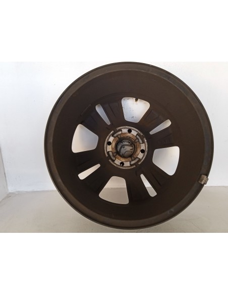 Recambio de llanta para citroën c3 iii (sx) 1.2 vti 82 referencia OEM IAM 9813075077  