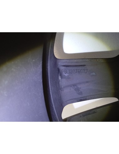 Recambio de llanta para citroën c3 iii (sx) 1.2 vti 82 referencia OEM IAM 9813075077  