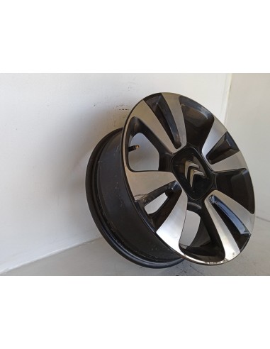 Recambio de llanta para citroën c3 iii (sx) 1.2 vti 82 referencia OEM IAM 9813075077  