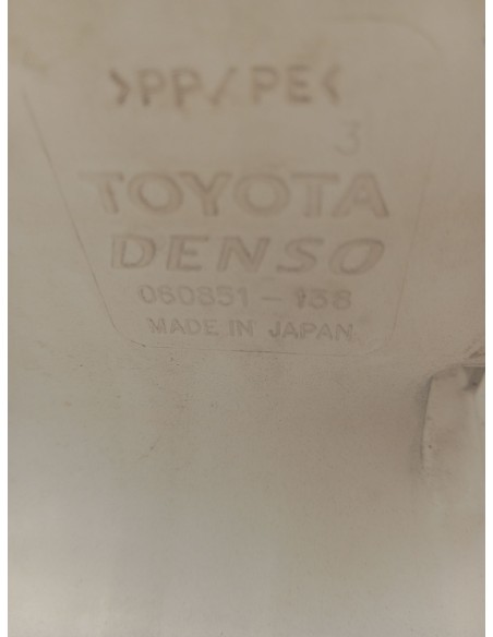 Recambio de deposito limpia para lexus is200 (ds2/is2) 200d referencia OEM IAM   