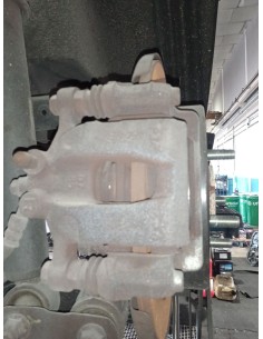 Recambio de pinza de freno trasera derecha para hyundai tucson essence bluedrive 2wd referencia OEM IAM   