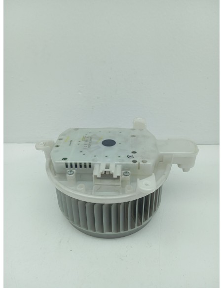 Recambio de motor calefaccion para lexus is200 (ds2/is2) 200d referencia OEM IAM 2726000332  