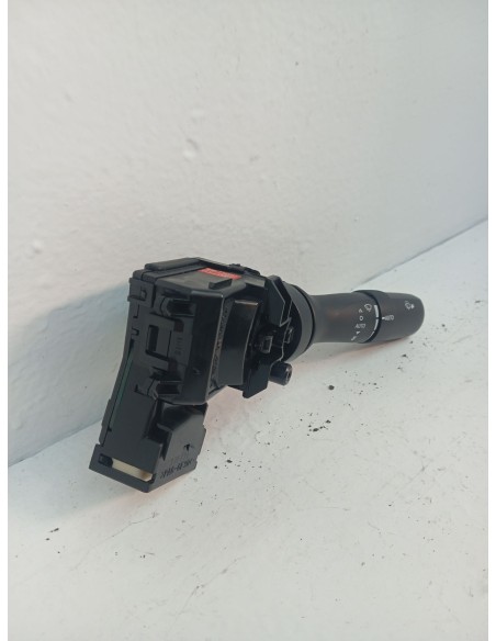 Recambio de mando limpia para lexus is200 (ds2/is2) 200d referencia OEM IAM 8465230552  