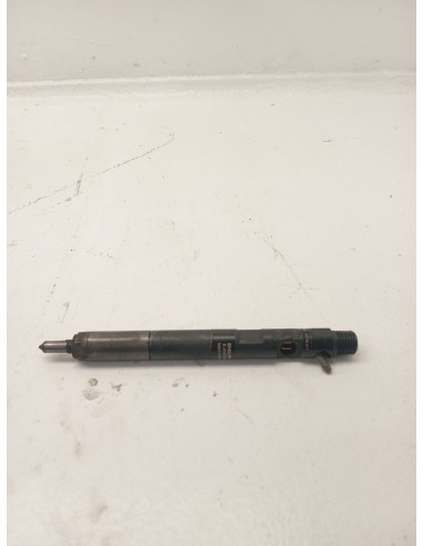 Recambio de inyector para kia carnival ii 2.9 cdri ex referencia OEM IAM 338004X500  