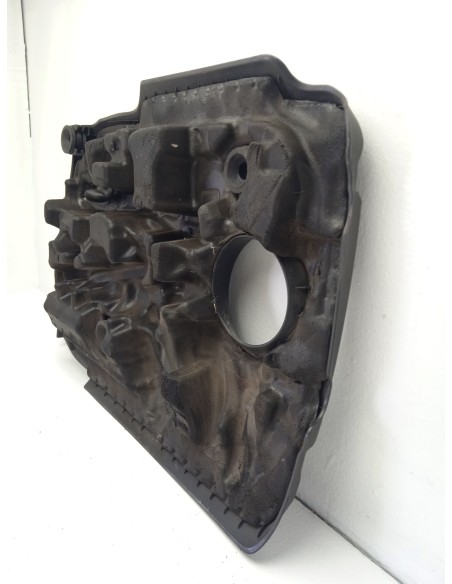 Recambio de tapa motor para hyundai tucson essence bluedrive 2wd referencia OEM IAM 292402A880  