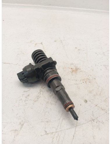 Recambio de inyector para audi a4 berlina (8e) 1.9 tdi (96kw) referencia OEM IAM 038130079AN  