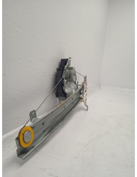 Recambio de elevalunas delantero derecho para nissan juke (f16_) 1.0 referencia OEM IAM 807306PE0A  