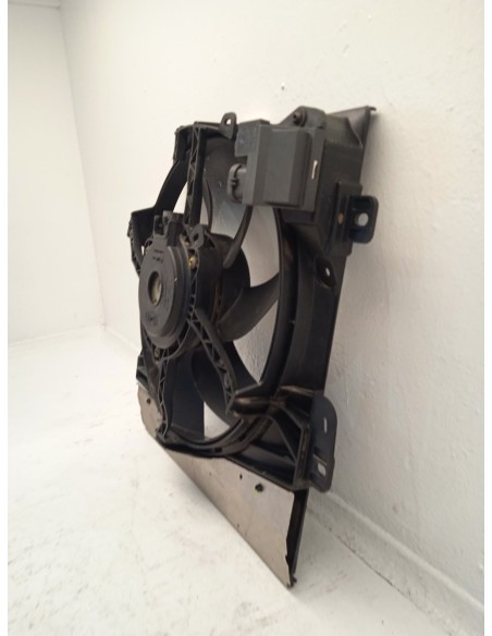 Recambio de electroventilador para citroën c3 iii (sx) 1.2 vti 82 referencia OEM IAM 9812028580  