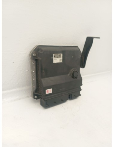 Recambio de centralita motor uce para lexus is200 (ds2/is2) 200d referencia OEM IAM 8966153M50  