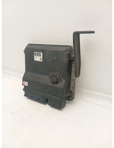 Recambio de centralita motor uce para lexus is200 (ds2/is2) 200d referencia OEM IAM 8966153M50  