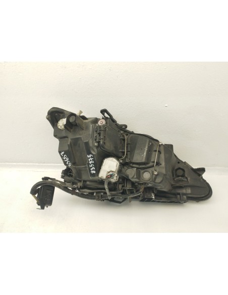 Recambio de faro izquierdo para lexus is200 (ds2/is2) 200d referencia OEM IAM 8117053530  