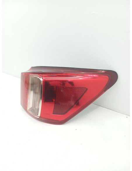 Recambio de piloto trasero derecho para lexus is200 (ds2/is2) 200d referencia OEM IAM 8158153120  