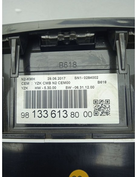 Recambio de cuadro instrumentos para citroën c3 iii (sx) 1.2 vti 82 referencia OEM IAM 9813361380  