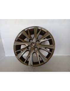 Recambio de llanta para toyota yaris hybrid active referencia OEM IAM 426110DG70  