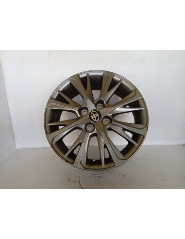 Recambio de llanta para toyota yaris hybrid active referencia OEM IAM 426110DG70  