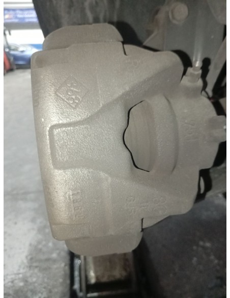 Recambio de pinza de freno delantera derecha para renault captur dynamique referencia OEM IAM   