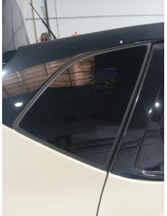 Recambio de luna custodia trasera derecha para renault captur dynamique referencia OEM IAM   