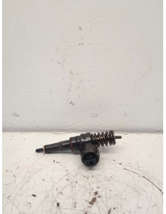 Recambio de inyector para audi a4 b5 (8d2) 1.9 tdi referencia OEM IAM 038130073F  