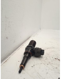Recambio de inyector para audi a4 b5 (8d2) 1.9 tdi referencia OEM IAM 038130073F   2