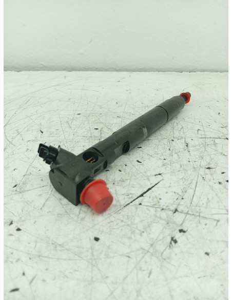 Recambio de inyector para jeep compass limited 4x4 referencia OEM IAM A6510700587  
